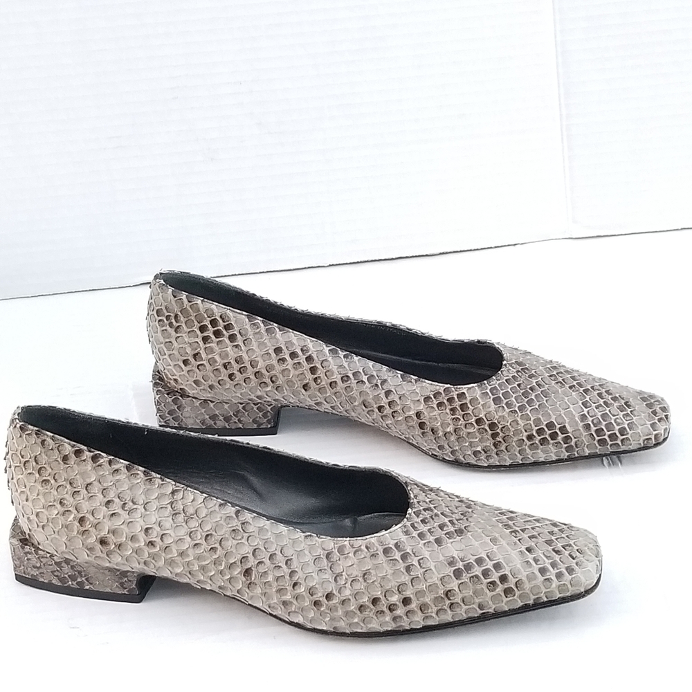 Absolutely Gorgeous Bally Block Heel Python Flats - image 3